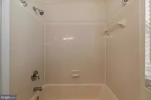 1817 N Queens Ln, Arlington, VA 22201 - Photo 15