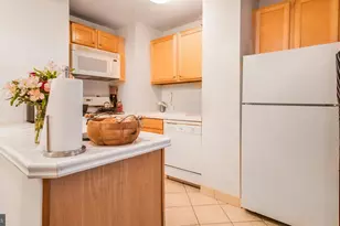 2030 N Adams St, Arlington, VA 22201 - Photo 7