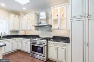 2138 Patrick Henry Dr, Arlington, VA 22205 - Photo 13