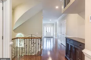 2138 Patrick Henry Dr, Arlington, VA 22205 - Photo 17