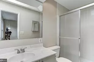 1869 N Adams St, Arlington, VA 22201 - Photo 11