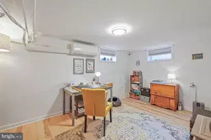 2422 S Oakland St, Arlington, VA 22206 - Photo 7