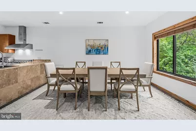 2360 S Arlington Ridge Road, Arlington, VA 22202 - Photo 29