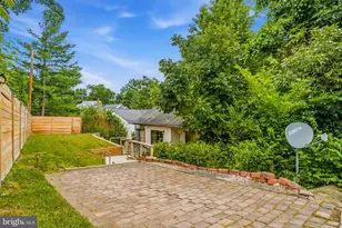 2360 S Arlington Ridge Rd, Arlington, VA 22202 - Photo 43