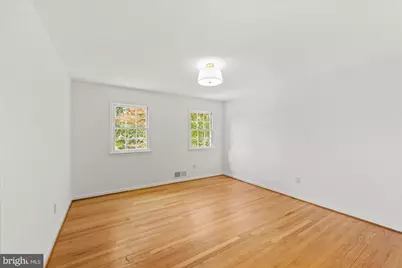 3621 38th Street N, Arlington, VA 22207 - Photo 21