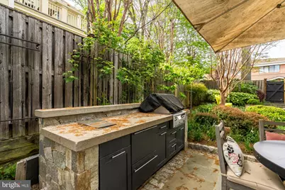 4111 18th Road N #1, Arlington, VA 22207 - Photo 33