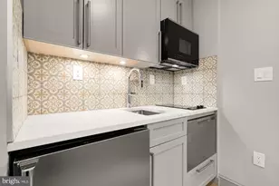 4111 18th Rd N, Arlington, VA 22207 - Photo 11