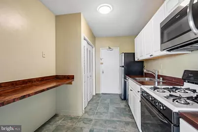 4141 N Henderson Road #904, Arlington, VA 22203 - Photo 17