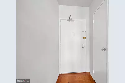 4141 N Henderson Road #904, Arlington, VA 22203 - Photo 5