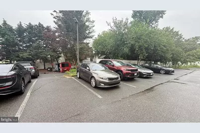 2300 N Pershing Drive N #B, Arlington, VA 22201 - Photo 7