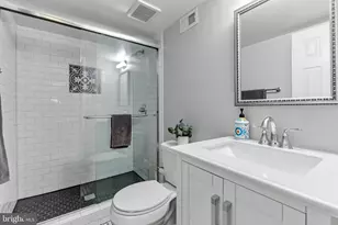 2877 S Buchanan St, Arlington, VA 22206 - Photo 27