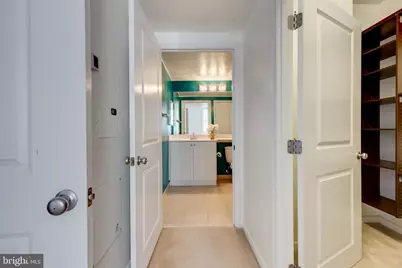 851 N Glebe Road #1020, Arlington, VA 22203 - Photo 33