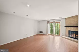 905 S Rolfe St, Arlington, VA 22204 - Photo 9