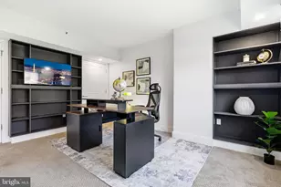 1300 Crystal Dr, Arlington, VA 22202 - Photo 27