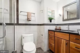 1300 Crystal Dr, Arlington, VA 22202 - Photo 23