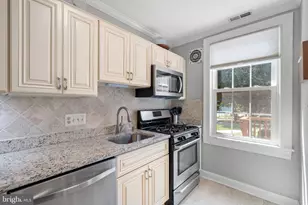 1021 S Barton St, Arlington, VA 22204 - Photo 11