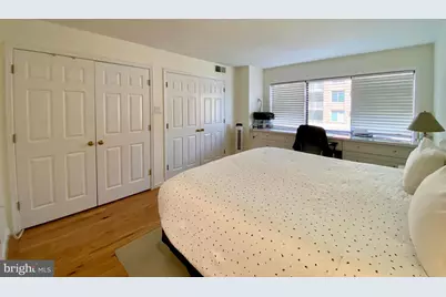 1301 N Courthouse Road N #812, Arlington, VA 22201 - Photo 29