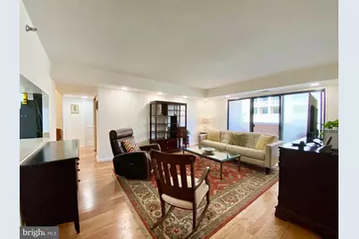 1301 N Courthouse Road N #812, Arlington, VA 22201 - Photo 13