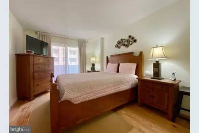 1301 N Courthouse Road N #812, Arlington, VA 22201 - Photo 25