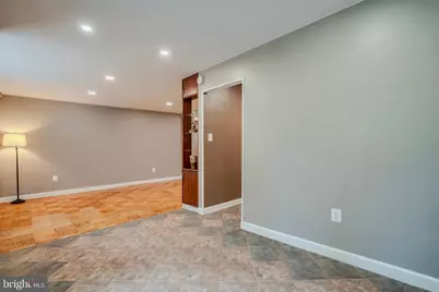 4390 Lorcom Lane #102, Arlington, VA 22207 - Photo 9