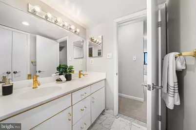 1101 S Arlington Ridge Road #212, Arlington, VA 22202 - Photo 43