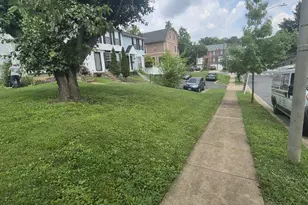 2210 S Lowell St, Arlington, VA 22206 - Photo 3