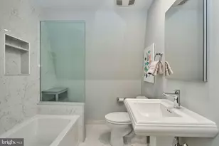 255 N Bryan St, Arlington, VA 22201 - Photo 27