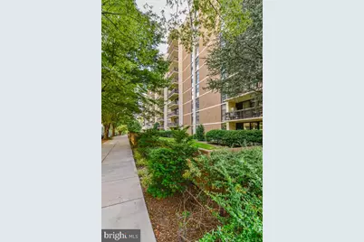1016 S Wayne Street #408, Arlington, VA 22204 - Photo 1