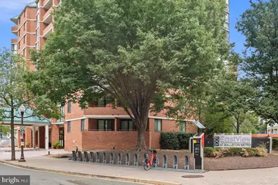 1001 N Randolph Street #913, Arlington, VA 22201 - Photo 27