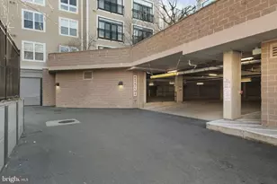989 S Buchanan St, Arlington, VA 22204 - Photo 35