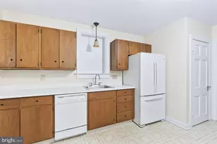 1101 17th St S, Arlington, VA 22202 - Photo 9