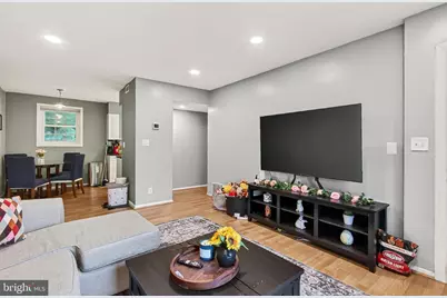 2711 S Walter Reed Drive S #A, Arlington, VA 22206 - Photo 7