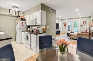 2711 S Walter Reed Dr S, Arlington, VA 22206 - Photo 13