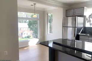 416 Veitch Street S, Arlington, VA 22204 - Photo 3