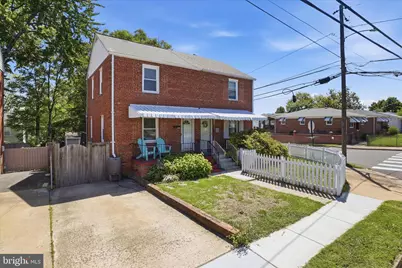 2147 S Oakland Street, Arlington, VA 22204 - Photo 3