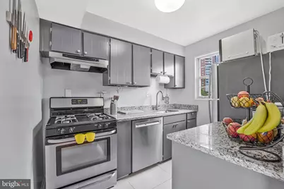 1427 N Nash Street N #N-202, Arlington, VA 22209 - Photo 3