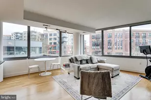 2001 15th Street N, Arlington, VA 22201 - Photo 1
