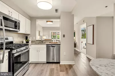1050 N Taylor Street #1-404, Arlington, VA 22201 - Photo 3