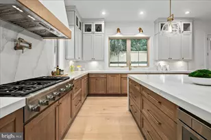 2913 N Greencastle St, Arlington, VA 22207 - Photo 9