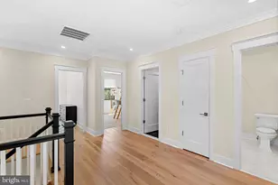 26 S Park Dr, Arlington, VA 22204 - Photo 33