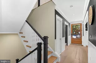 26 S Park Dr, Arlington, VA 22204 - Photo 31