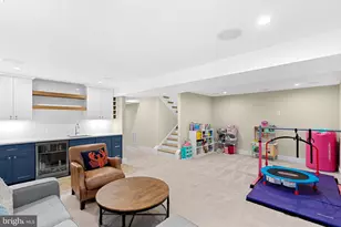 26 S Park Dr, Arlington, VA 22204 - Photo 59