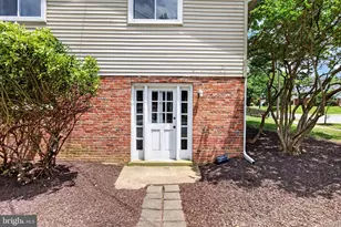 3303 17th St N, Arlington, VA 22201 - Photo 5