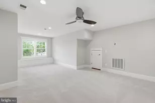 3555 N Dickerson St, Arlington, VA 22207 - Photo 37