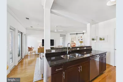 2101 N Monroe Street #403, Arlington, VA 22207 - Photo 33