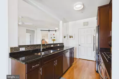 2101 N Monroe Street #403, Arlington, VA 22207 - Photo 19