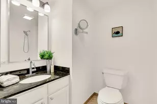 880 N Pollard St, Arlington, VA 22203 - Photo 19