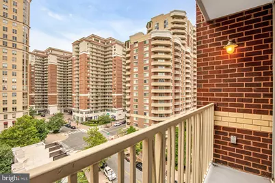 880 N Pollard Street #801, Arlington, VA 22203 - Photo 27