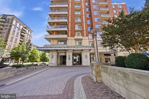 3650 S Glebe Rd, Arlington, VA 22202 - Photo 37