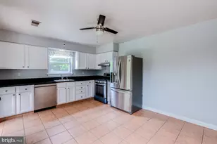 1947 Arlington Ridge Rd, Arlington, VA 22202 - Photo 7